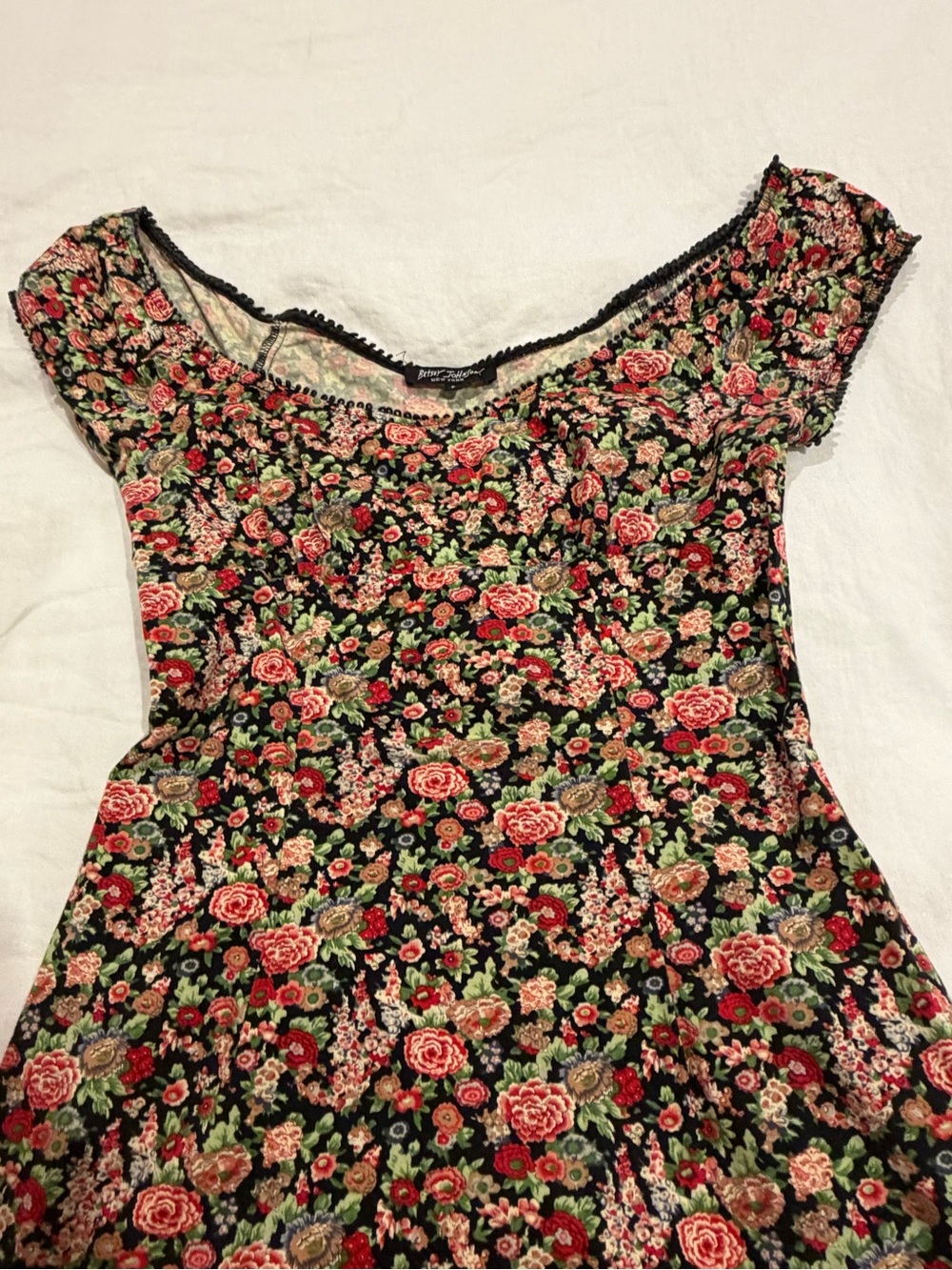 Betsey Johnson Vintage floral print Y2K dress🌹🥀♥️ - Picture 3 of 5